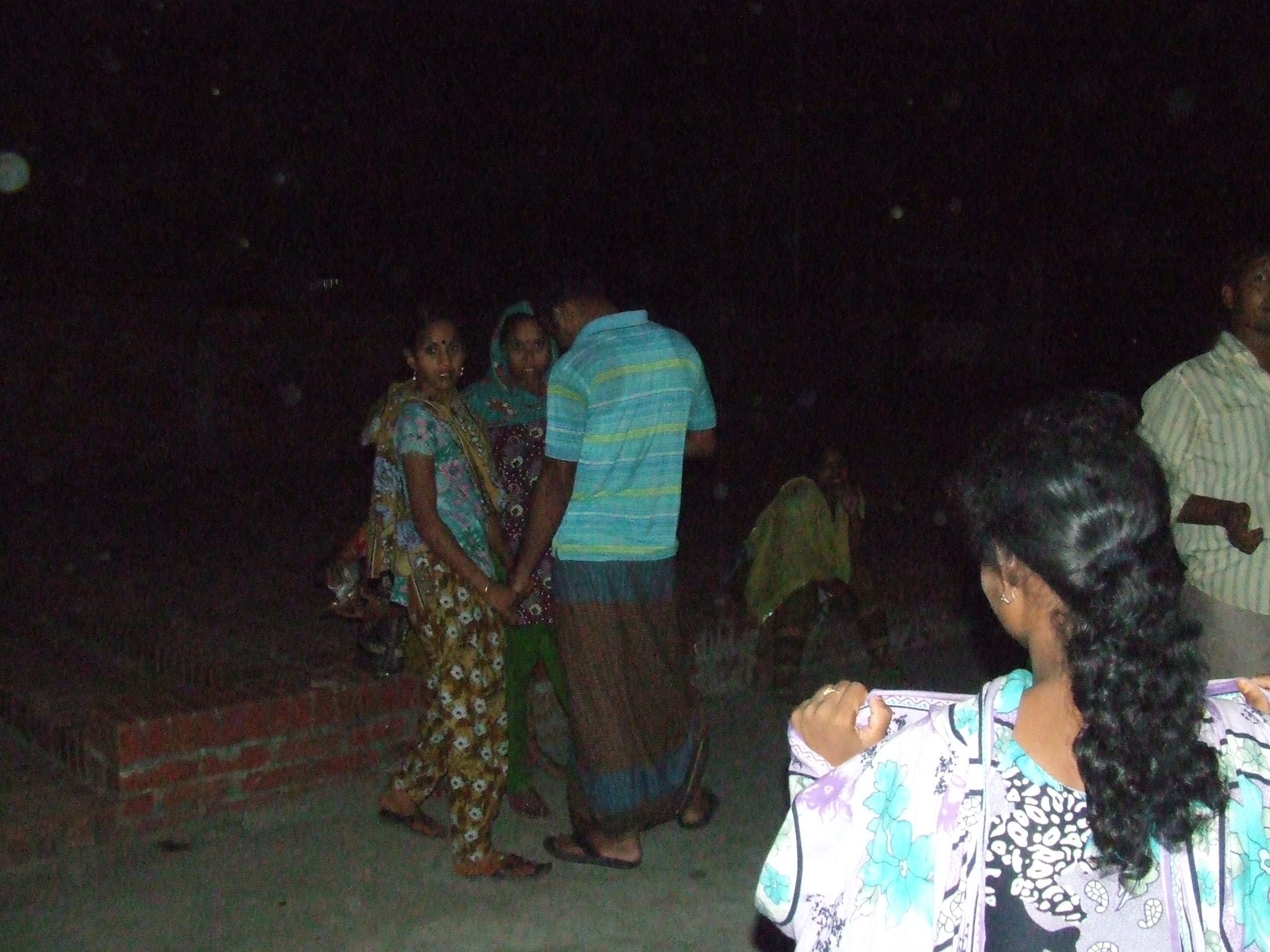 Escort girls in Rajshahi